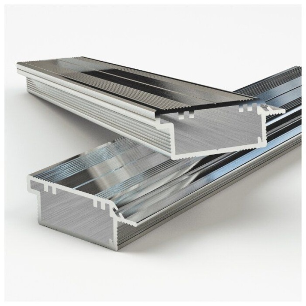 Купить Ревизионный люк Слава 60х90 настенный под плитку ПК Хаммер в Екатринбурге тел: 8-343-270-60-96.