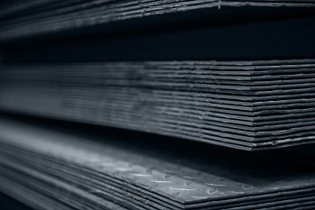 Лист рифленый чечевица 8,0x1500x5580 Стандарт