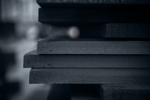 Купить Лист горячекатаный 120,0x1500x6000 Ст3/С255 Премиум в Екатринбурге тел: 8-343-270-60-96.